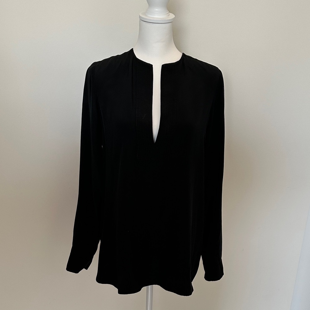 Vince Black Keyhole Long Sleeve Blouse